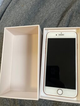 iPhone 8 - 2