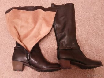 Nové luxusní černé kozačky Zn. LLOYD - 2