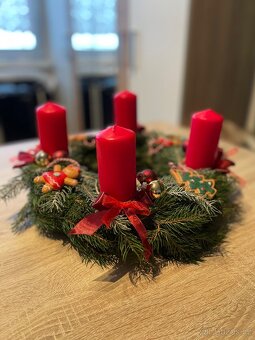 Domácí Adventní věnec - perníček - 2