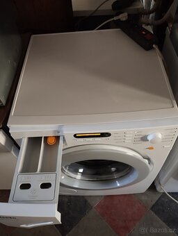 Kvalitní pračka Miele - 2