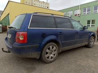 Volkswagen Passat - 2