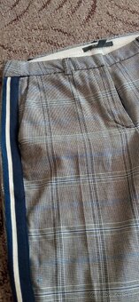 DÁMSKÉ KALHOTY VEL 36 - 2