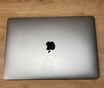 MacBook Pro 13" Retina 2019 TouchBar i5 128GB - 2