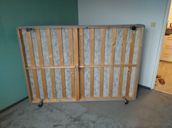 Postel 140x200x30 cm IKEA. Daruji. - 2