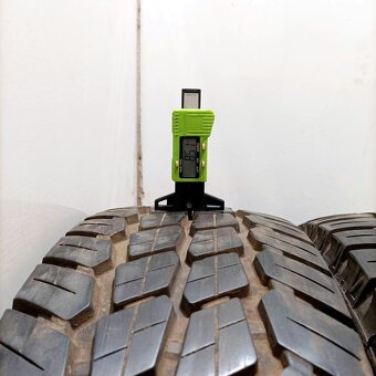 16 C" PNEU – 225/65/R16 C – CELOROČNÍ - VRANÍK - 90% vzorek - 2