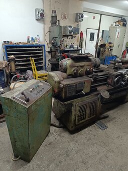 Soustruh na kov - 2