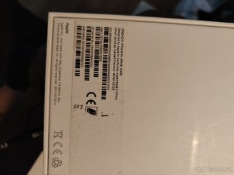 iPhone xR 4/64Gb White. Stav A - 2