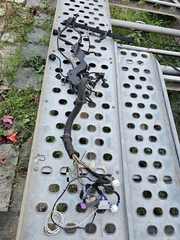 Elektrika na  EMU BLACK + Audi R8 cívky - 2