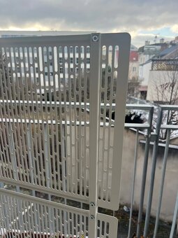 Kovová zástěna LUNGON od IKEA - 2