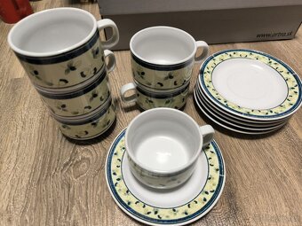 Sady hrnků a mix skleniček - 2