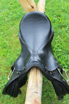 Všestranné sedlo MITAS & SYN - 2