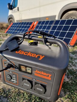 Jackery 1000 a solární panely - 2