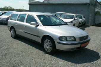Volvo V70 COMBI 2.4D - 2003 - 2