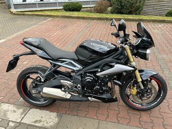Triumph Street Triple 675 2015 ČR - 2