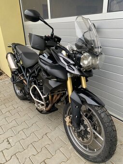 Triumph Tiger 800 XR - 2