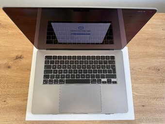 MacBook Air 15 M2 / 16 GB RAM/ 512 GB SSD - TOP STAV - 2