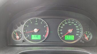 Prodám Ford mondeo Kombi rok výroby 2004 - 2