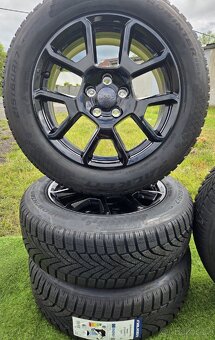 Nová zimní sada JEEP RENEGADE 17" 5x110 pneu 215/60/17 - 2