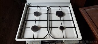 Elektricka trouba a plynova deska - 2
