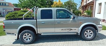 Ford Ranger Thunder 2003 Top stav - 2