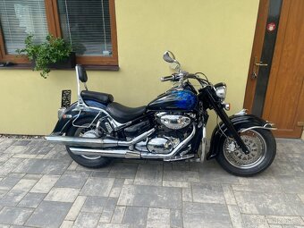 Suzuki VL 800 Volusia - 2