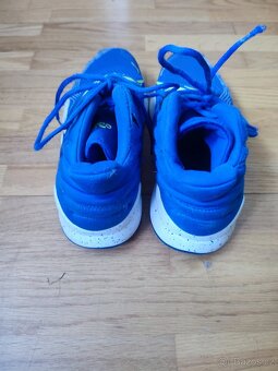 Basketbalové boty Adidas vel. US 7 - 2