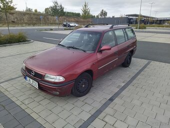 Opel Astra F Combi 1996 1.6 16V - 2