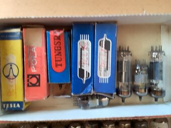 STARÉ ELEKTRONKY 20 KUSŮ - 2