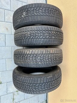 Zimní pneu 4x 215/65/17 Hankook Winter I Cept Evo3 - 2