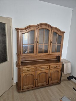 Dubová 3 dveřová vitrína - 2