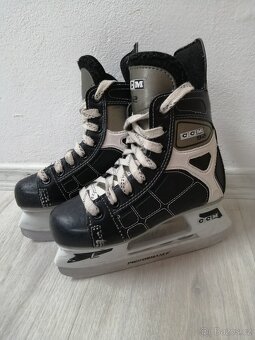 Chlapecke brusle vel.32 - 2