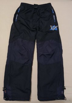 Chlapecké šusťákové kalhoty KUGO vel. 128/134 - 2