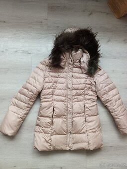 Péřový kabát značky KARA - 2