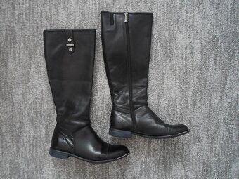 Černé kožené boty kozačky Carini - 39 - 2