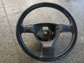 Kožený volant Passat B6. - 2