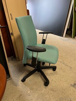 Kancelářská židle - 2