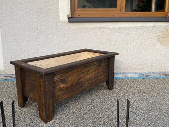 Hotový truhlík 2 - 2