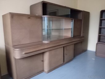 retro stěna s 2 bary - 2