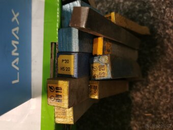 Příslušenství k soustruhu. - 2