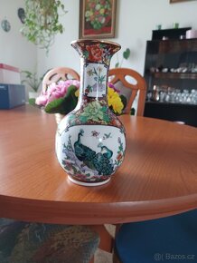 Váza s čínskými motivy - 2