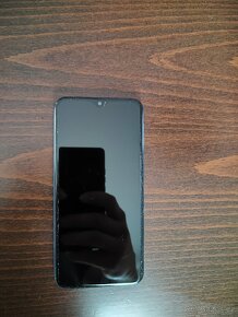 Samsung Galaxy A20e Dual SIM - 2