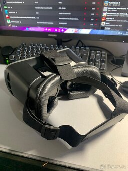 VR brýle pro telefon+joysticky na display - 2