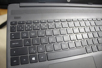 HP 255 G8, 8/256 GB, r. v. 2022 - 2
