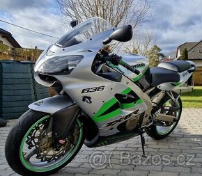 Kawasaki Ninja 636 - 2