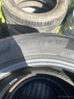 Prodám 4x letní pneu Michelin 205/55R17 - 2