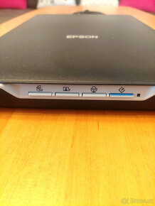 Scaner EPSON J371A Perfektion V19 - 2