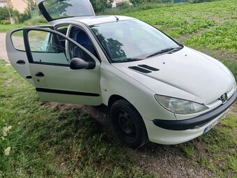 Prodam peugota206 rok 2000 1.9 .nafta 300 najeto - 2
