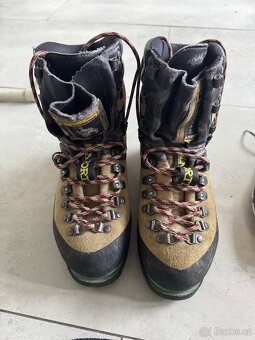 trekové boty značky La Sportiva - 2