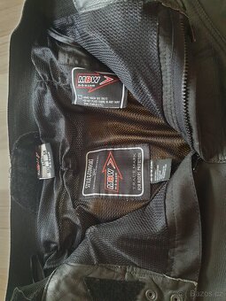 Kožené motorkářské kalhoty panské jako nové - 2