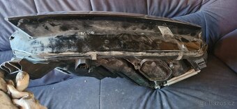 Leve predni svetlo skoda octavia IV 5E3941015A - 2